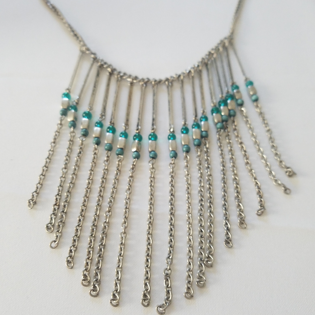 Silver Tone Necklace